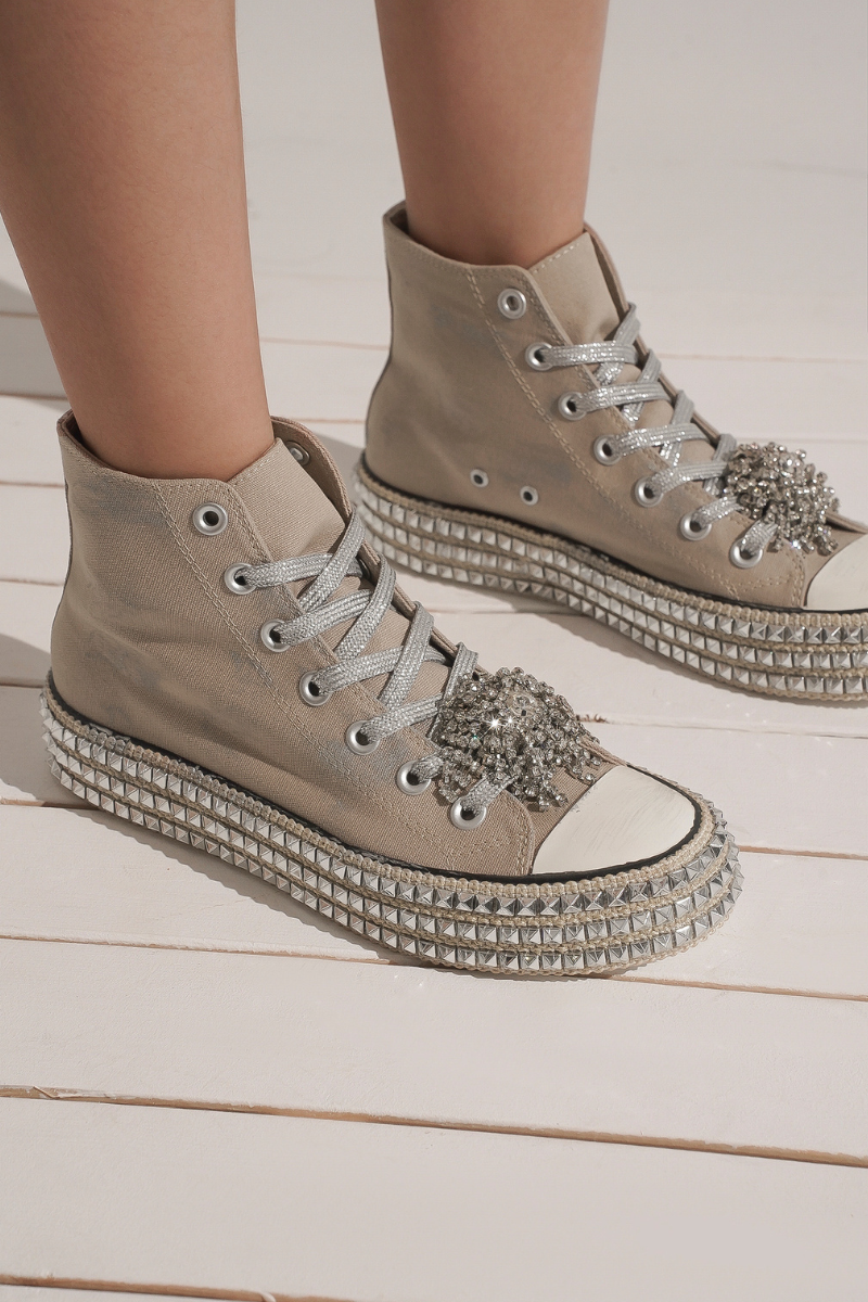 Studded High-Top Sneakers 1.0 ASH-01