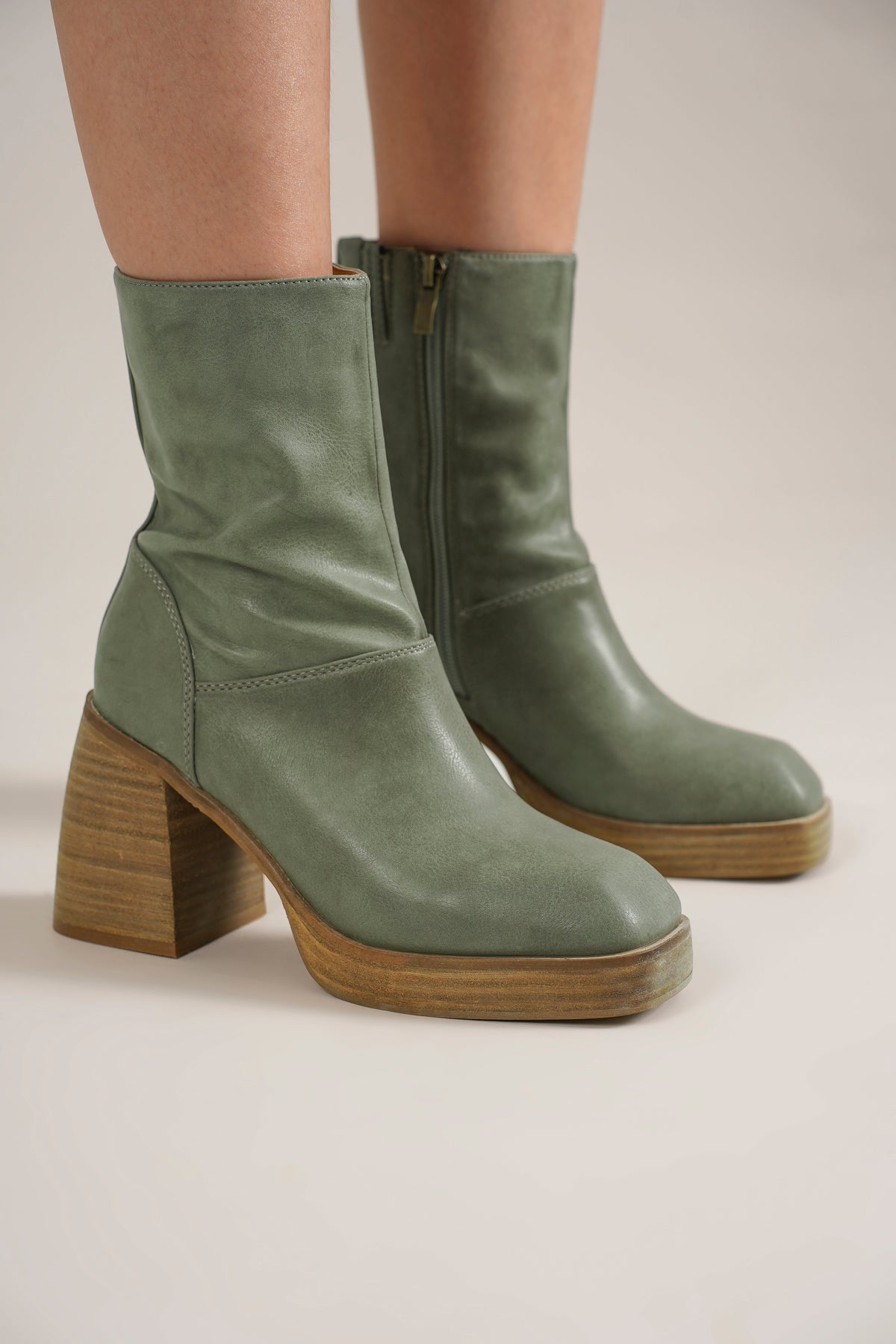 Block Heel Ankle Boots FOSTER-03